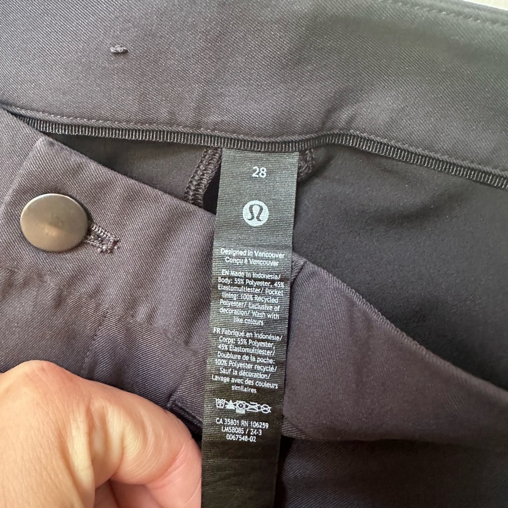 Lululemon ABC classic fit trouser 34L -28 waist - Picture 3 of 5